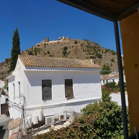 Artistic And Spacious Alora