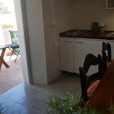 Apartman Artistic And Spacious *